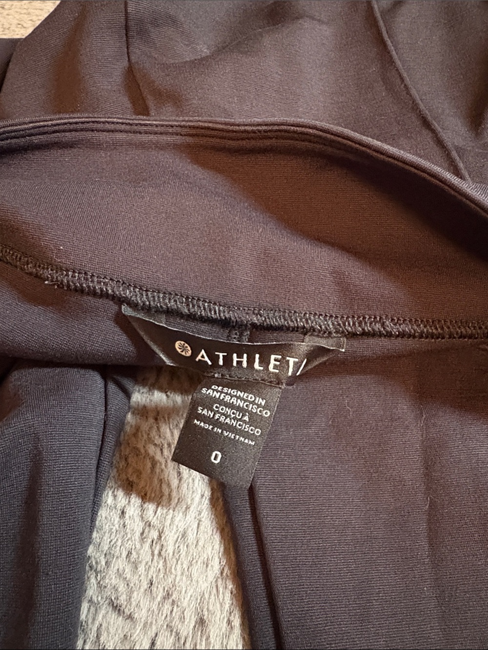 Athleta Black Straight-Leg Performance Pants Size 0 - Picture 4 of 6